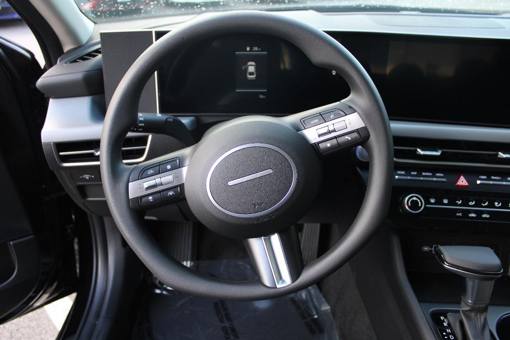 new 2025 Hyundai Sonata car, priced at $26,982