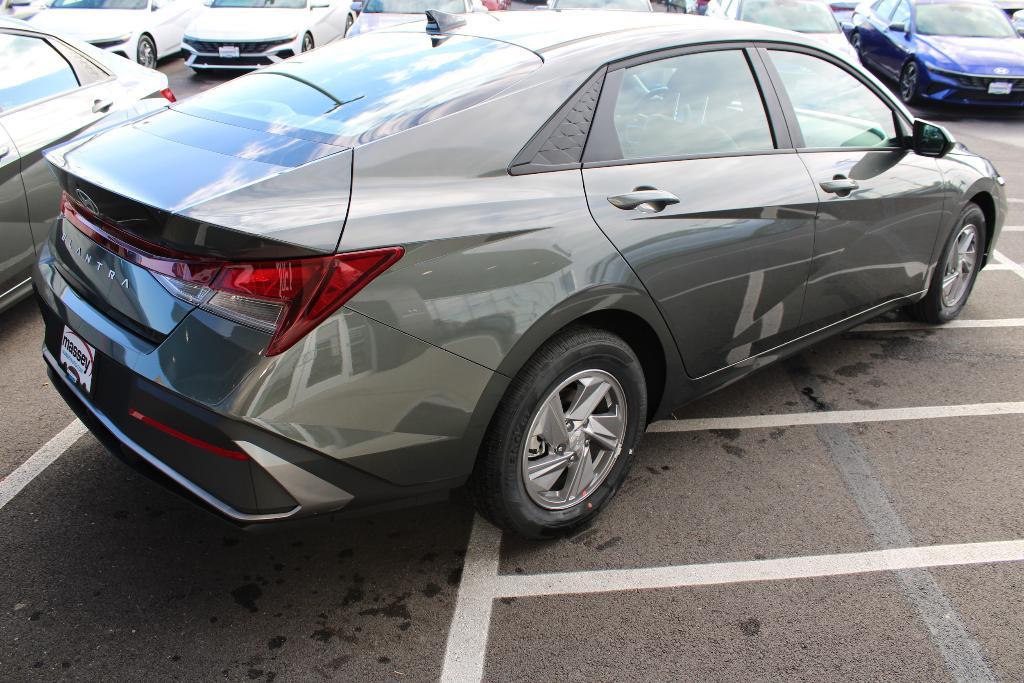 new 2025 Hyundai Elantra car, priced at $23,202