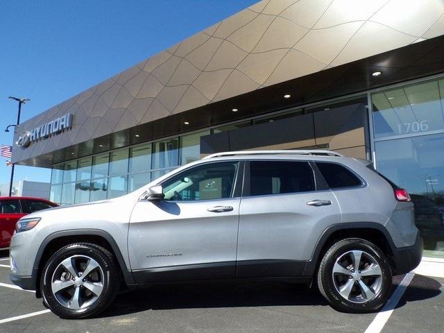 used 2020 Jeep Cherokee car, priced at $23,366