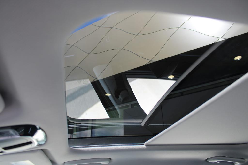 new 2025 Hyundai Sonata Hybrid car, priced at $37,680