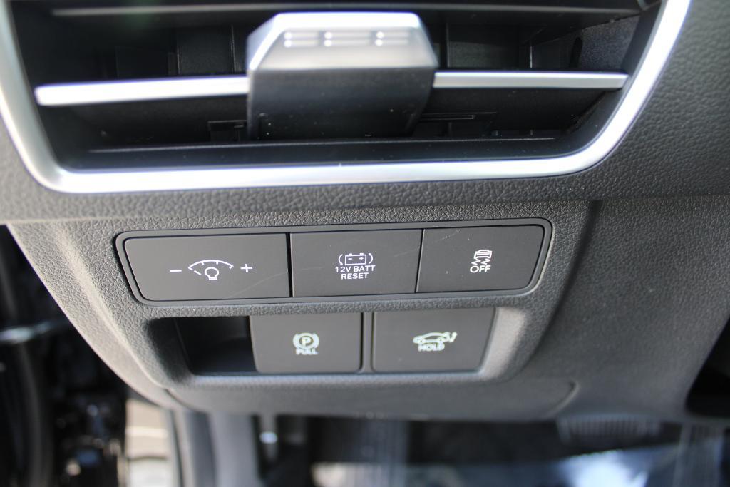 new 2025 Hyundai Sonata Hybrid car, priced at $37,680
