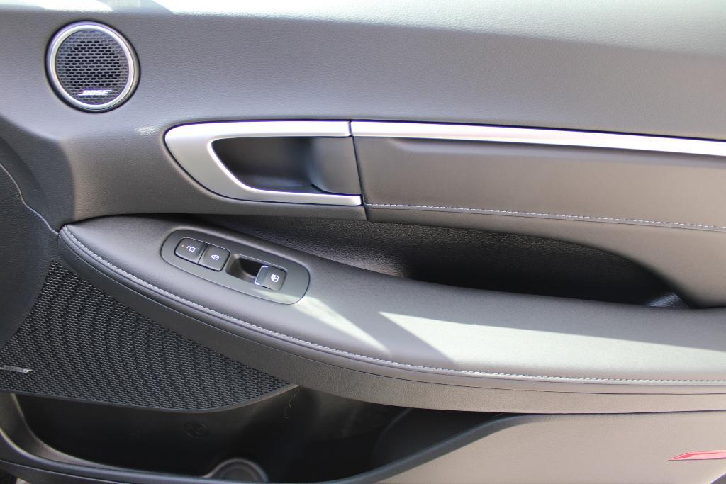 new 2025 Hyundai Sonata Hybrid car, priced at $37,680