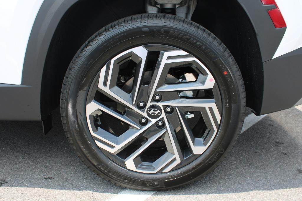 new 2025 Hyundai Tucson car