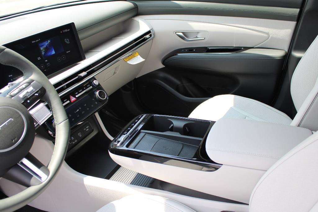 new 2025 Hyundai Tucson car