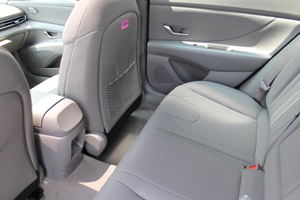 new 2025 Hyundai Elantra car, priced at $26,093