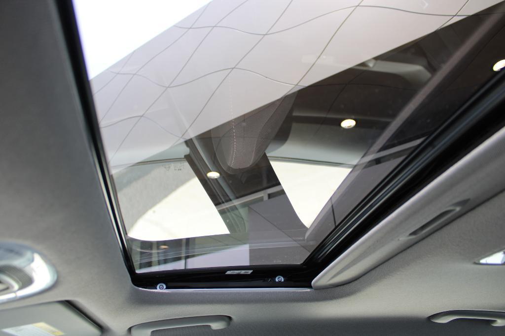 new 2025 Hyundai Elantra car, priced at $26,093