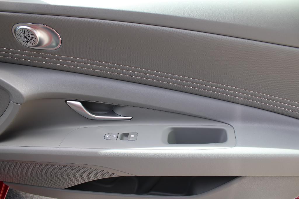 new 2025 Hyundai Elantra car, priced at $23,866