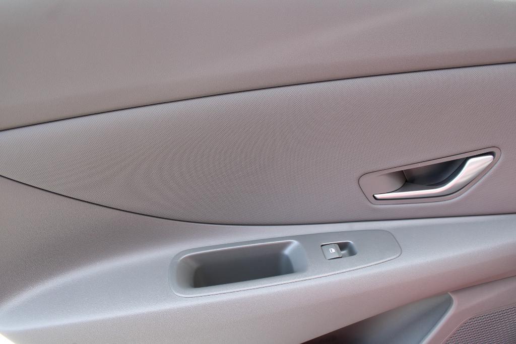 new 2025 Hyundai Elantra car, priced at $23,866