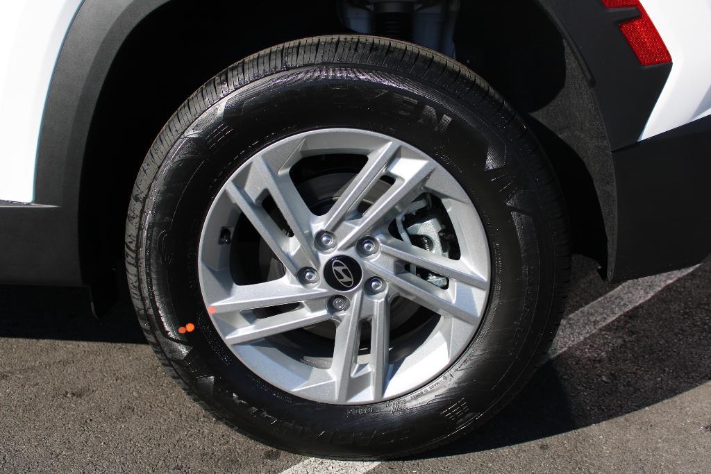 new 2025 Hyundai Tucson car, priced at $30,440