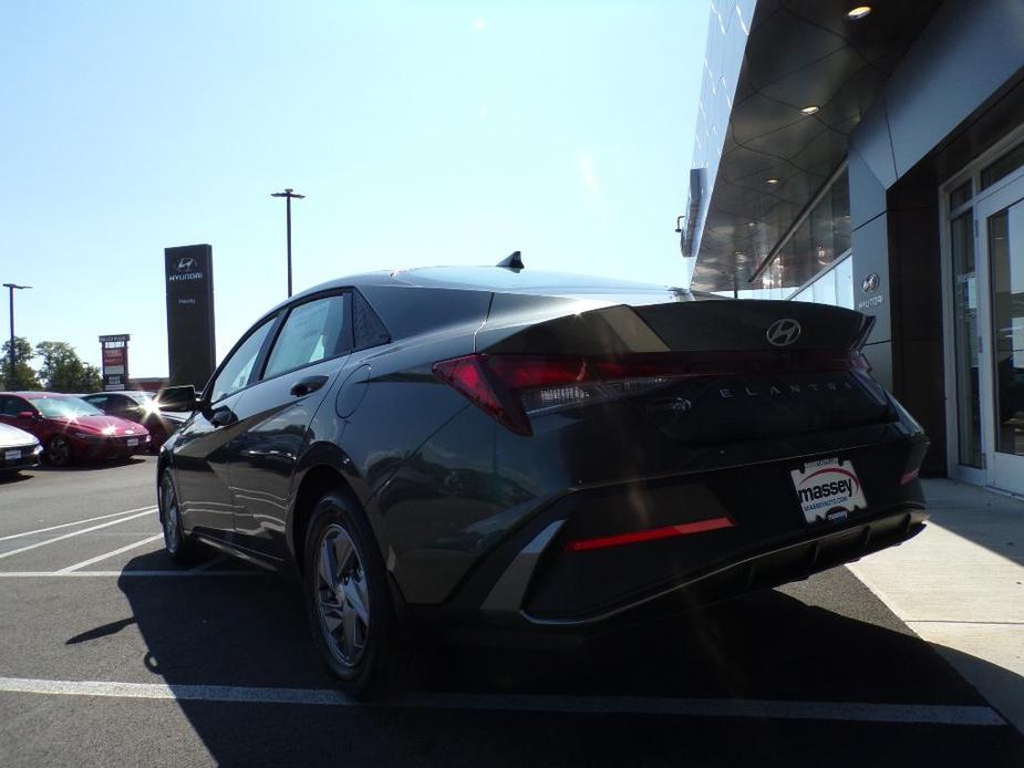 new 2025 Hyundai Elantra car, priced at $21,971