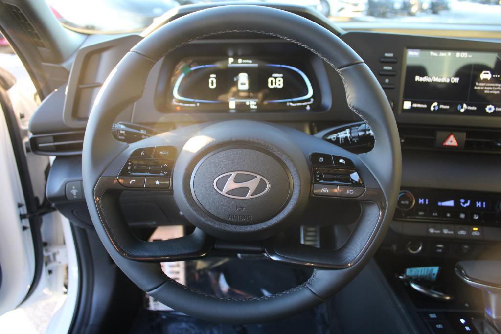 new 2025 Hyundai Elantra car, priced at $24,541