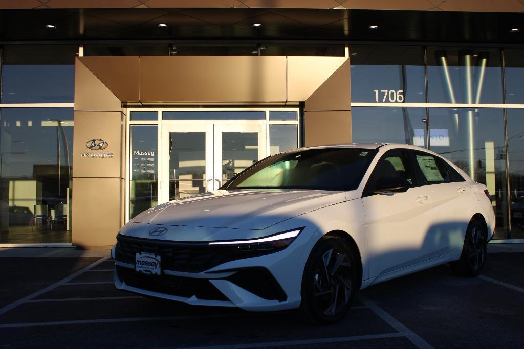 new 2025 Hyundai Elantra car, priced at $24,541