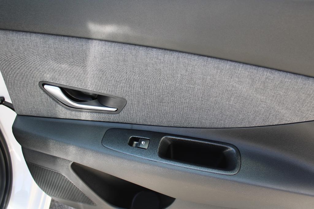 new 2025 Hyundai ELANTRA HEV car, priced at $30,151