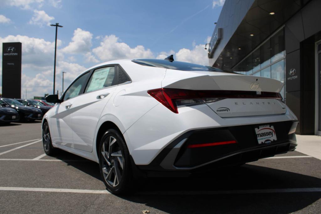 new 2025 Hyundai ELANTRA HEV car, priced at $30,151