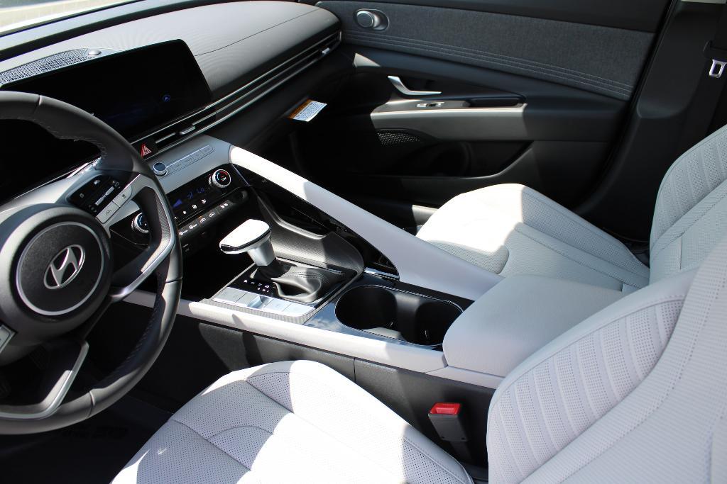 new 2025 Hyundai ELANTRA HEV car, priced at $30,151