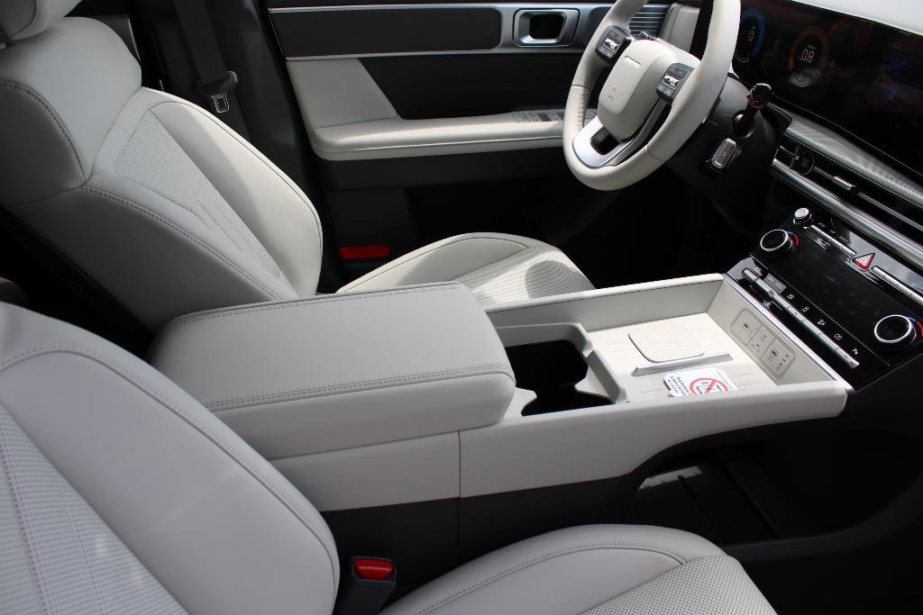 new 2025 Hyundai Santa Fe car, priced at $38,938
