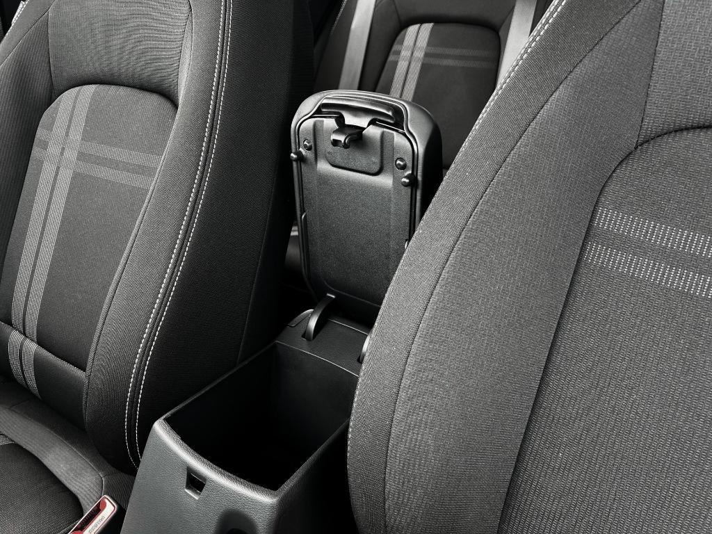 new 2025 Hyundai Venue car, priced at $23,514