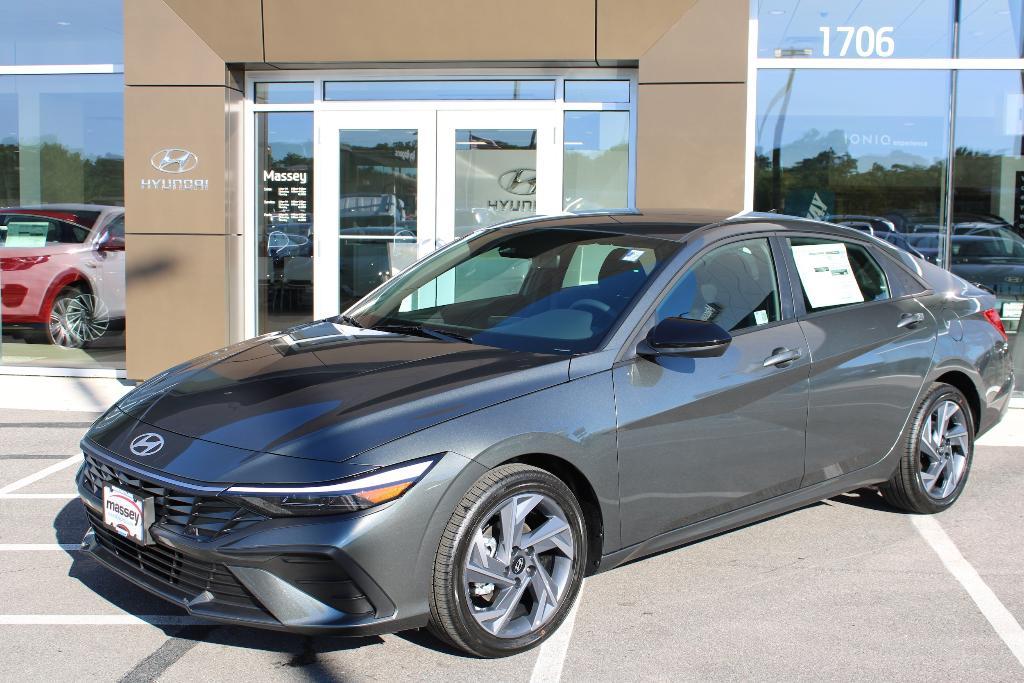 new 2025 Hyundai ELANTRA HEV car, priced at $27,365