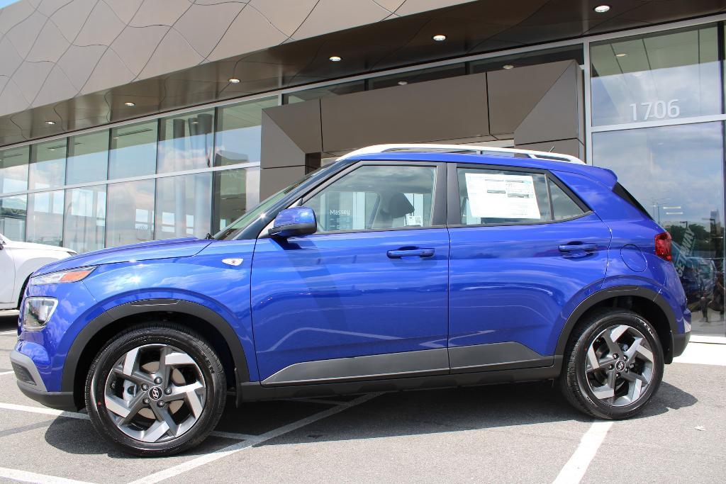 new 2025 Hyundai Venue car, priced at $23,004