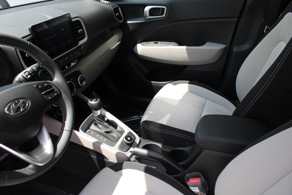 new 2025 Hyundai Venue car, priced at $23,004