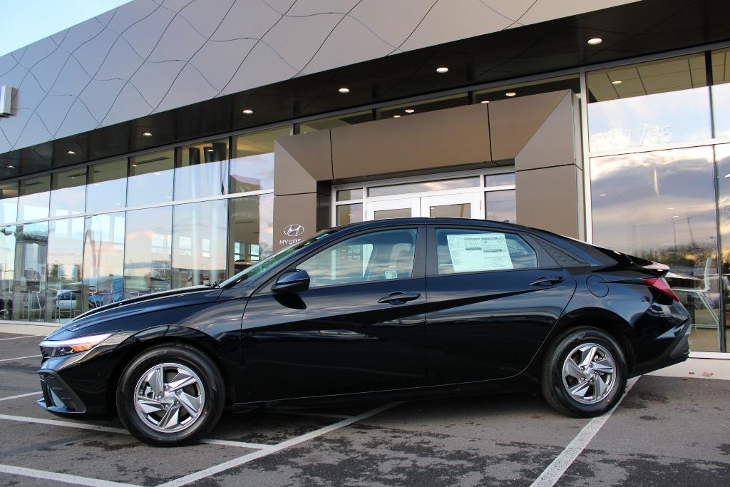 new 2025 Hyundai Elantra car, priced at $23,172