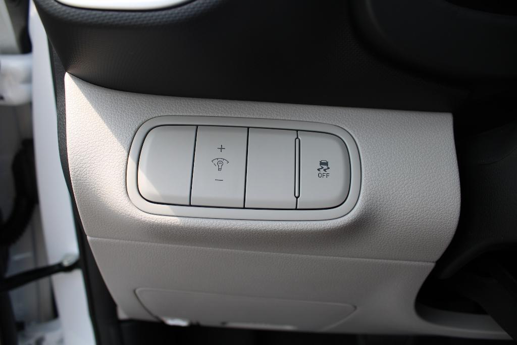 new 2025 Hyundai Venue car