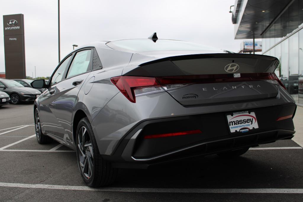 new 2025 Hyundai Elantra car, priced at $23,322