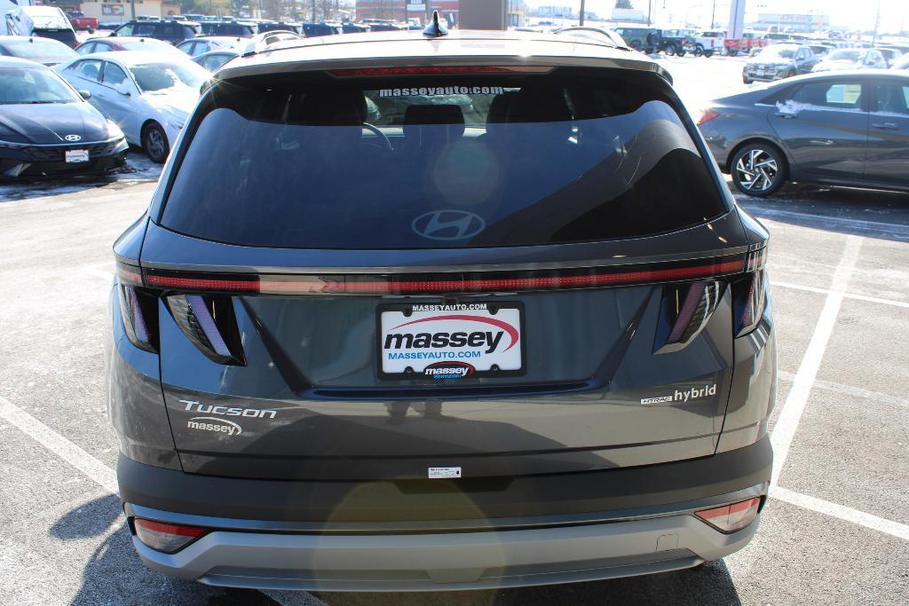 new 2025 Hyundai Tucson Hybrid car, priced at $37,063