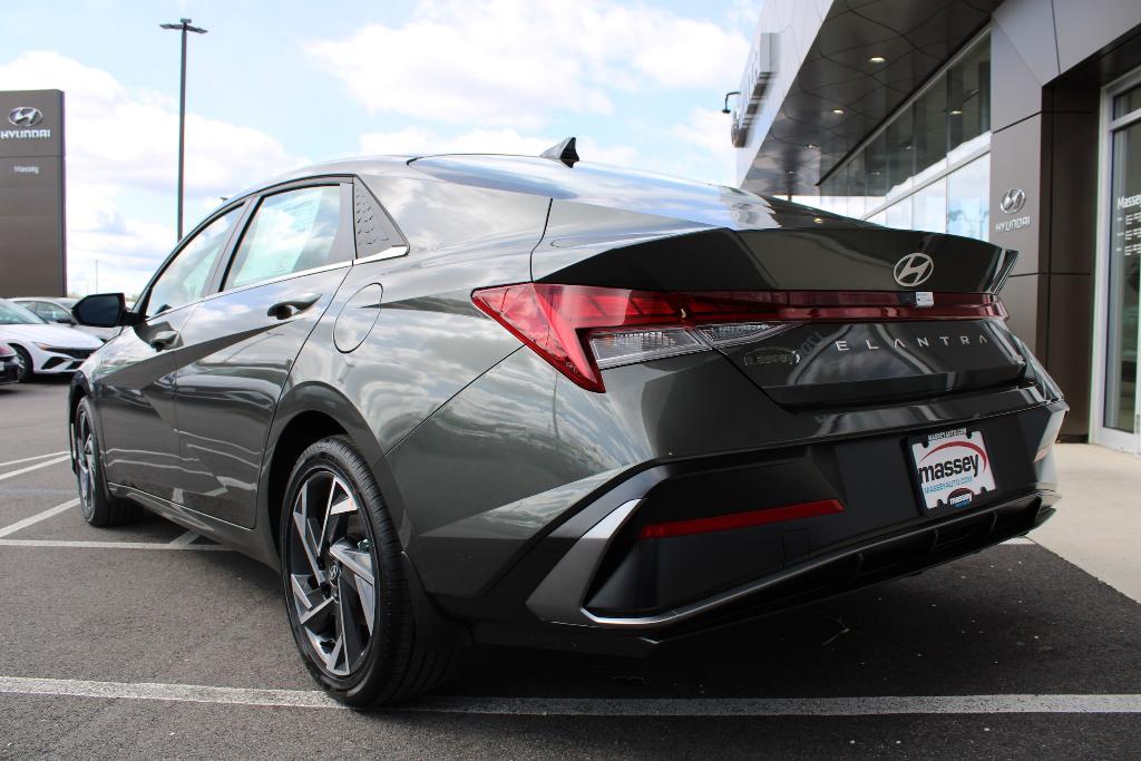 new 2025 Hyundai ELANTRA HEV car, priced at $31,013