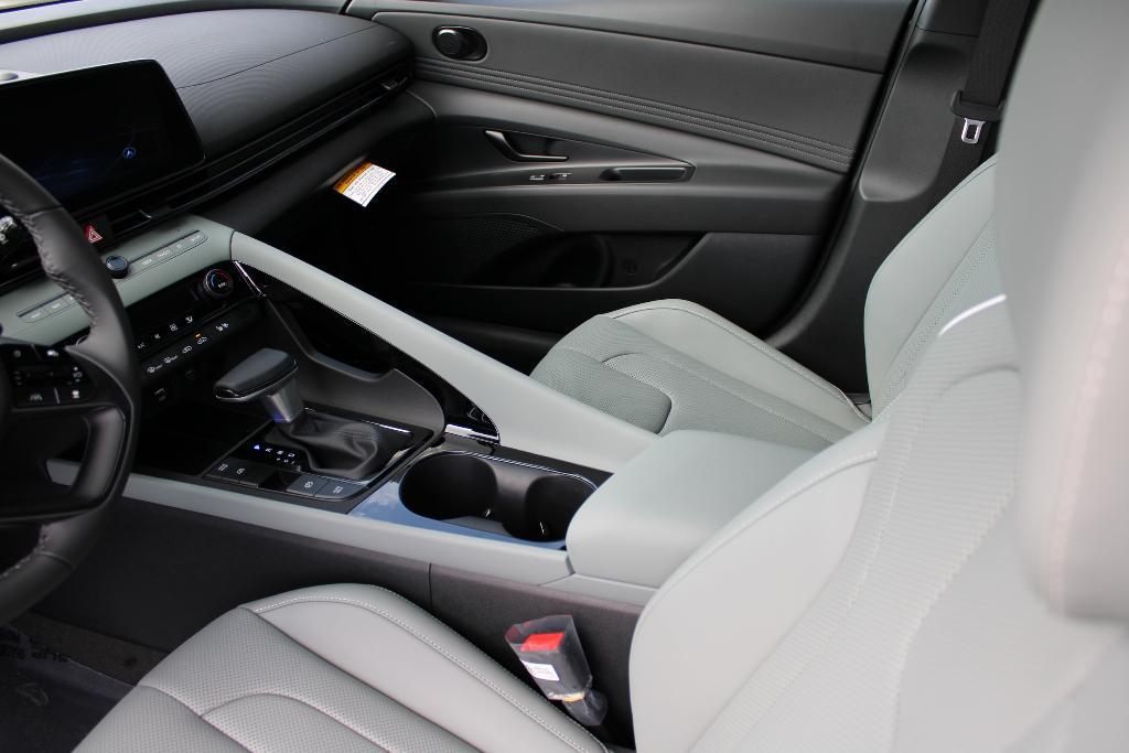 new 2025 Hyundai ELANTRA HEV car, priced at $30,043