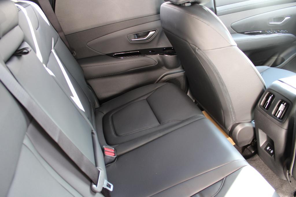 new 2025 Hyundai SANTA CRUZ car, priced at $40,979