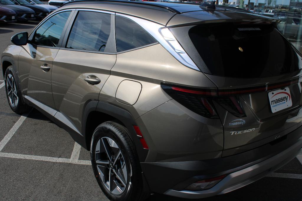 new 2025 Hyundai TUCSON Hybrid car, priced at $36,381