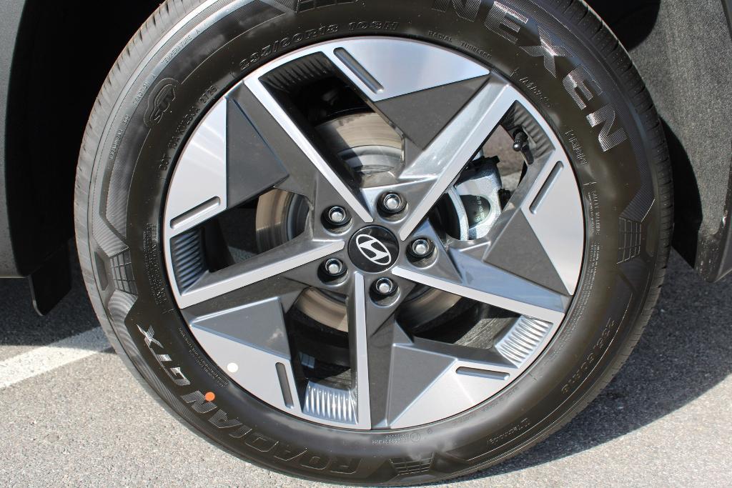 new 2025 Hyundai TUCSON Hybrid car, priced at $36,381