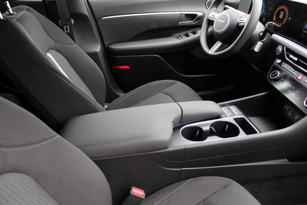 new 2025 Hyundai Sonata car, priced at $28,576