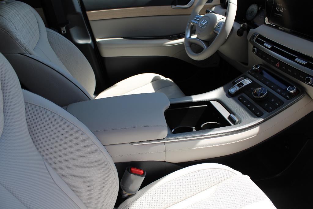 new 2025 Hyundai Palisade car, priced at $51,368