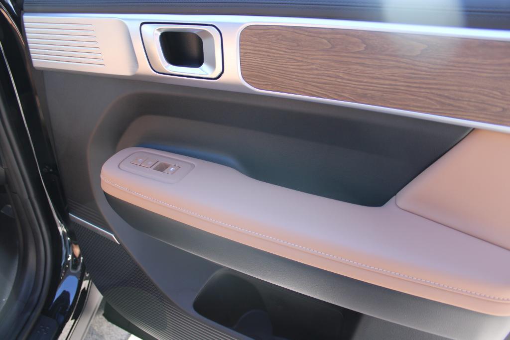new 2025 Hyundai SANTA FE HEV car, priced at $47,791
