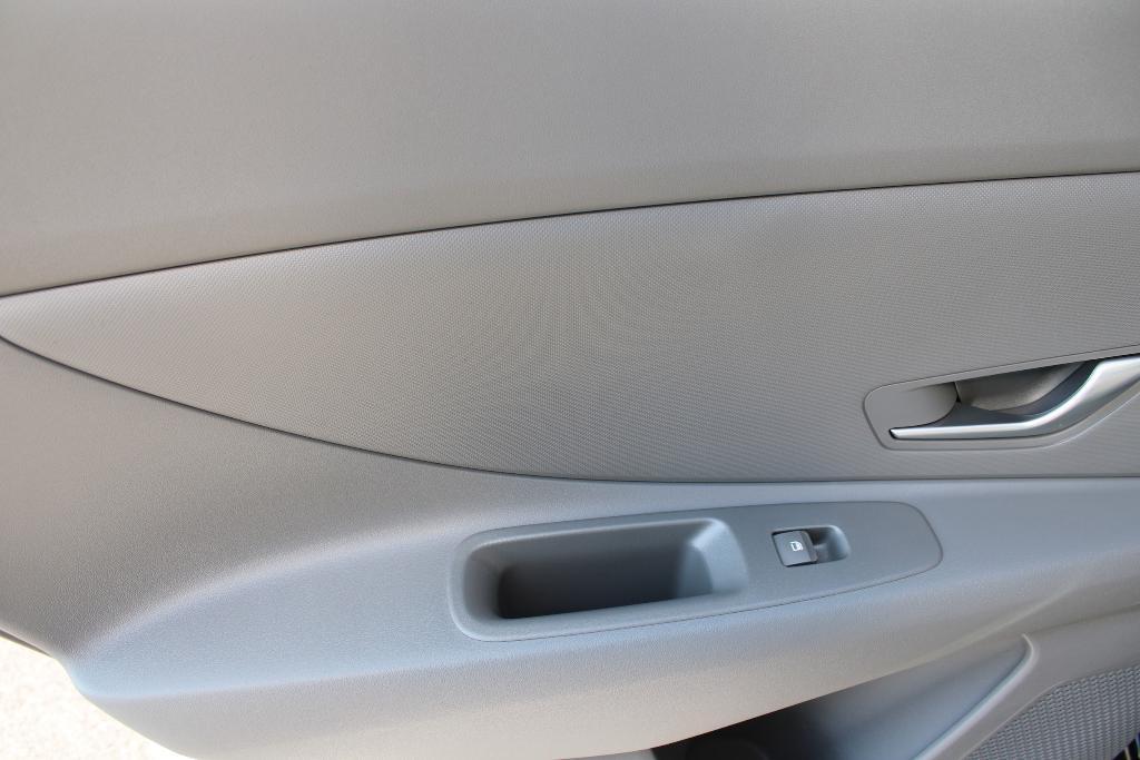 new 2025 Hyundai ELANTRA HEV car, priced at $25,996