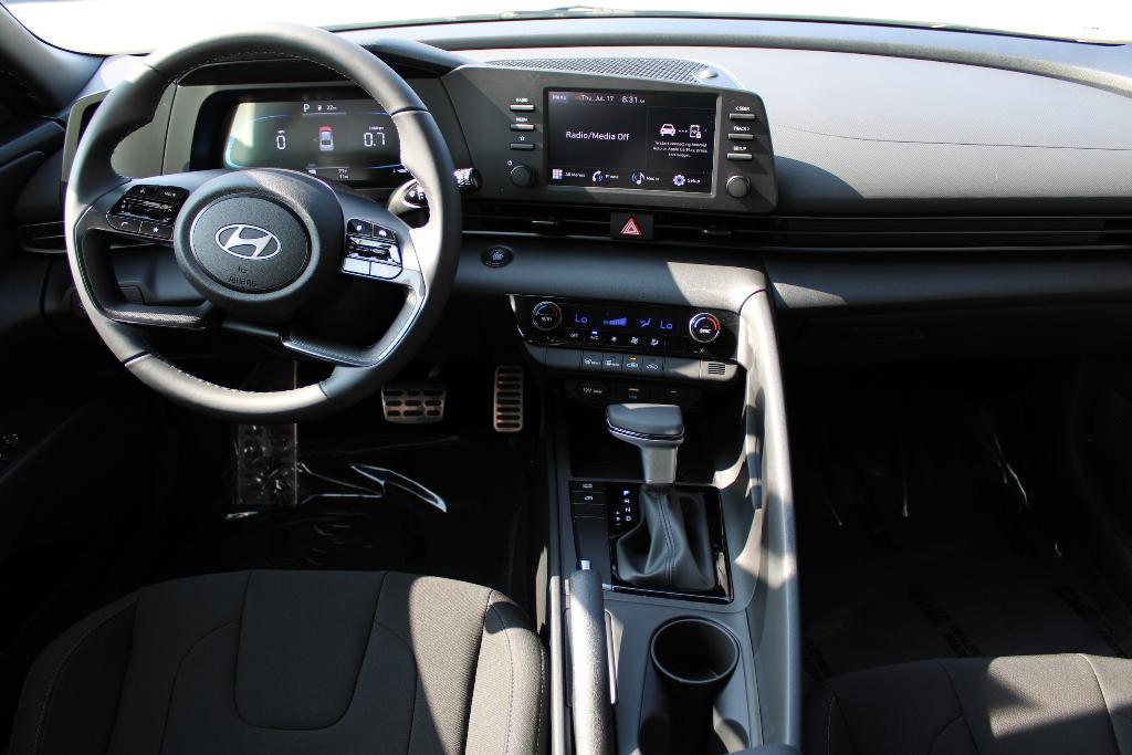 new 2025 Hyundai Elantra car, priced at $23,869
