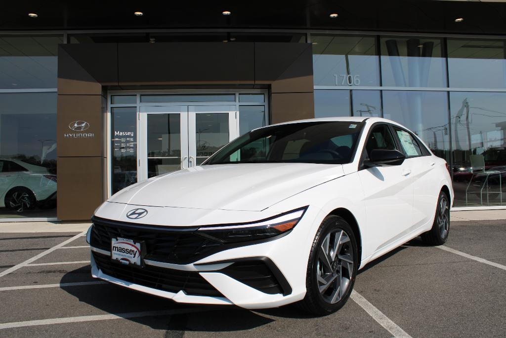new 2025 Hyundai Elantra car, priced at $23,869