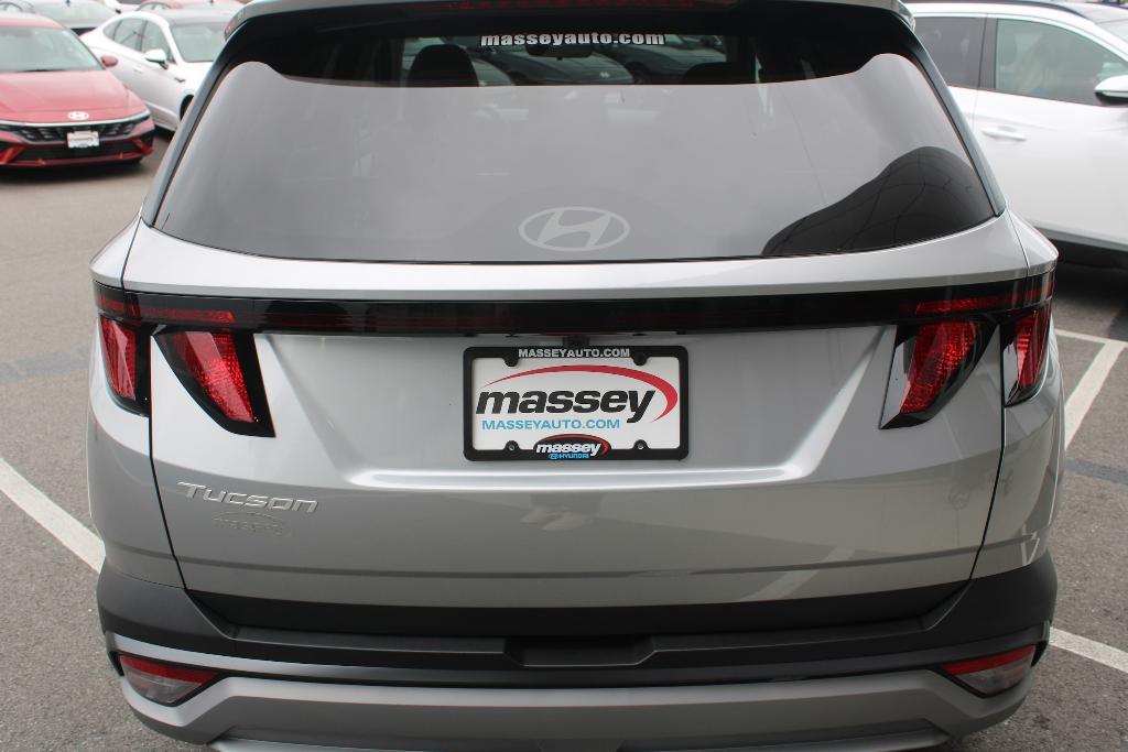 new 2025 Hyundai Tucson car, priced at $30,979