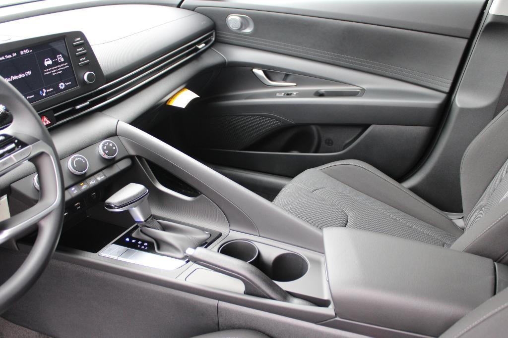 new 2025 Hyundai Elantra car, priced at $21,815