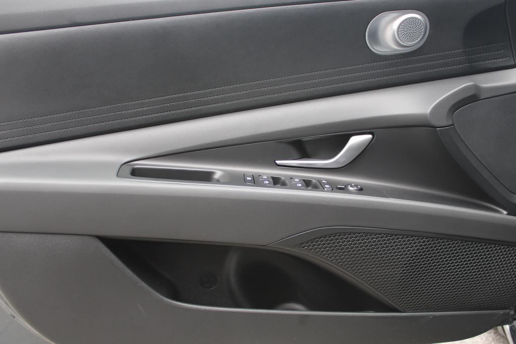 new 2025 Hyundai Elantra car, priced at $21,815