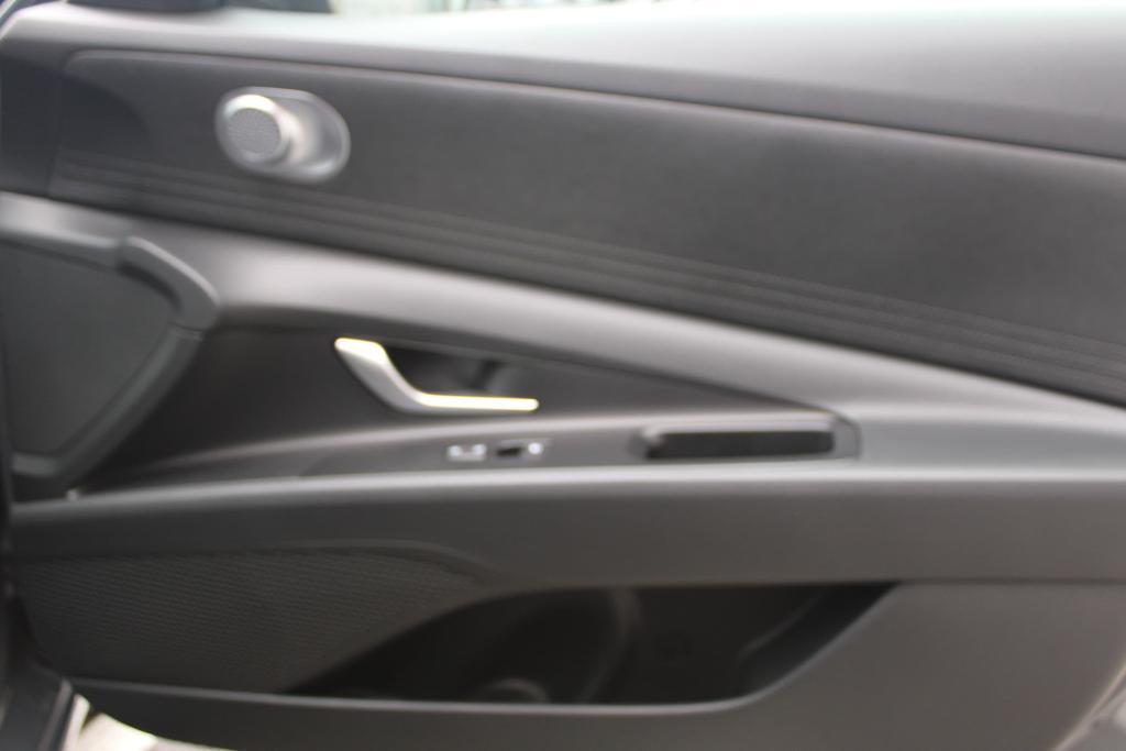 new 2025 Hyundai Elantra car, priced at $21,815