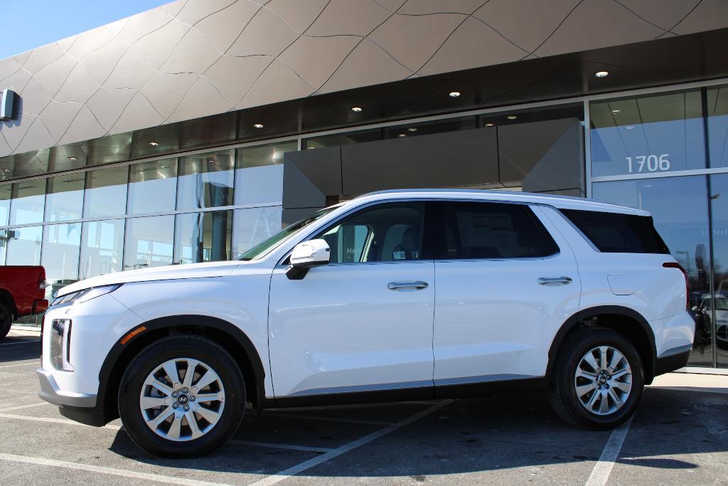 new 2025 Hyundai Palisade car, priced at $43,614