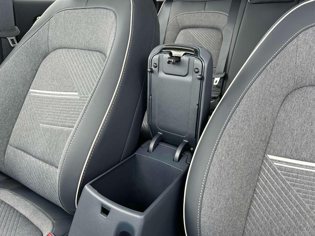 new 2025 Hyundai Venue car, priced at $24,162