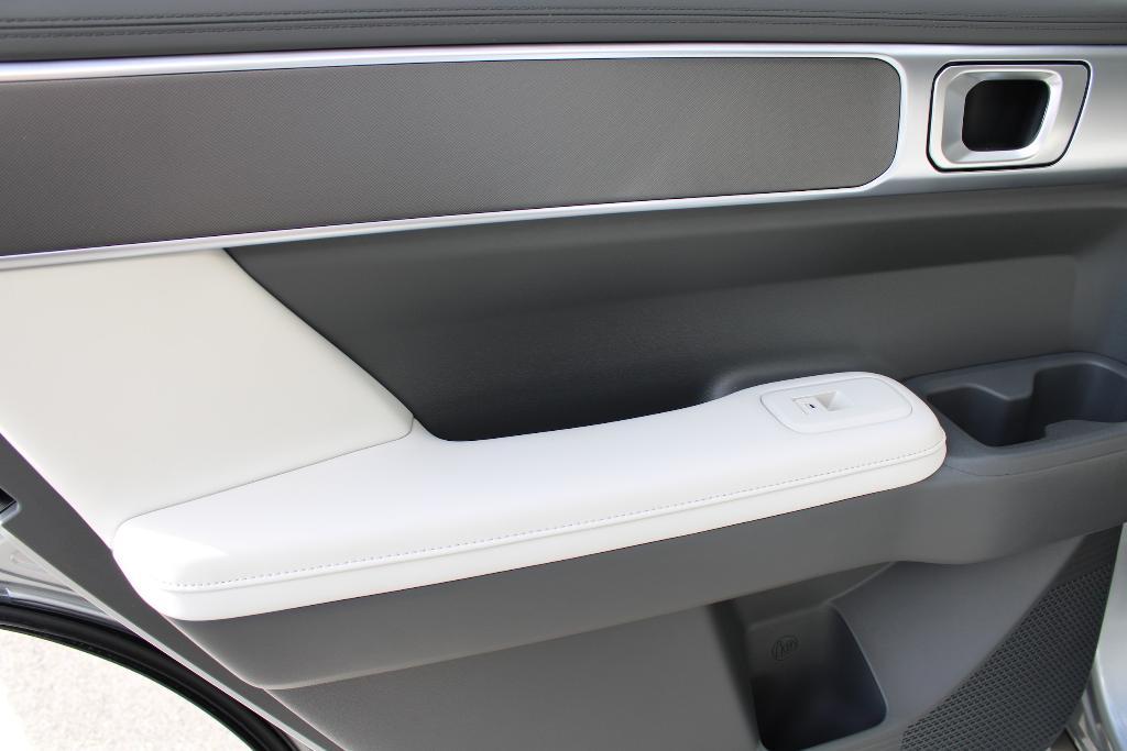 new 2025 Hyundai SANTA FE HEV car, priced at $37,795