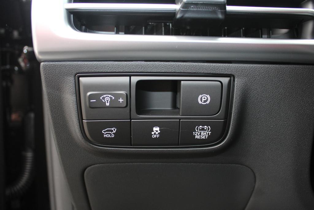 new 2025 Hyundai TUCSON Hybrid car, priced at $36,381