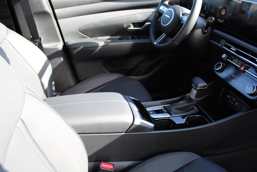 new 2025 Hyundai Tucson car, priced at $33,777