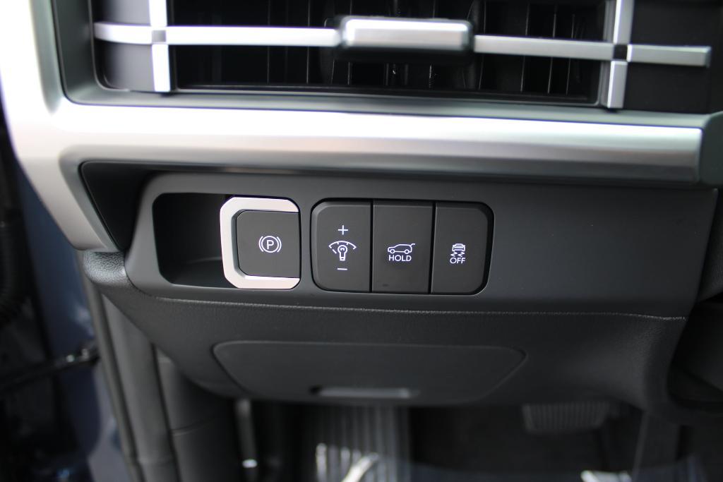 new 2025 Hyundai Santa Fe car, priced at $36,882