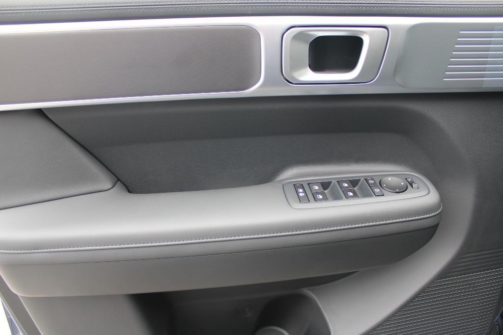 new 2025 Hyundai Santa Fe car, priced at $36,882